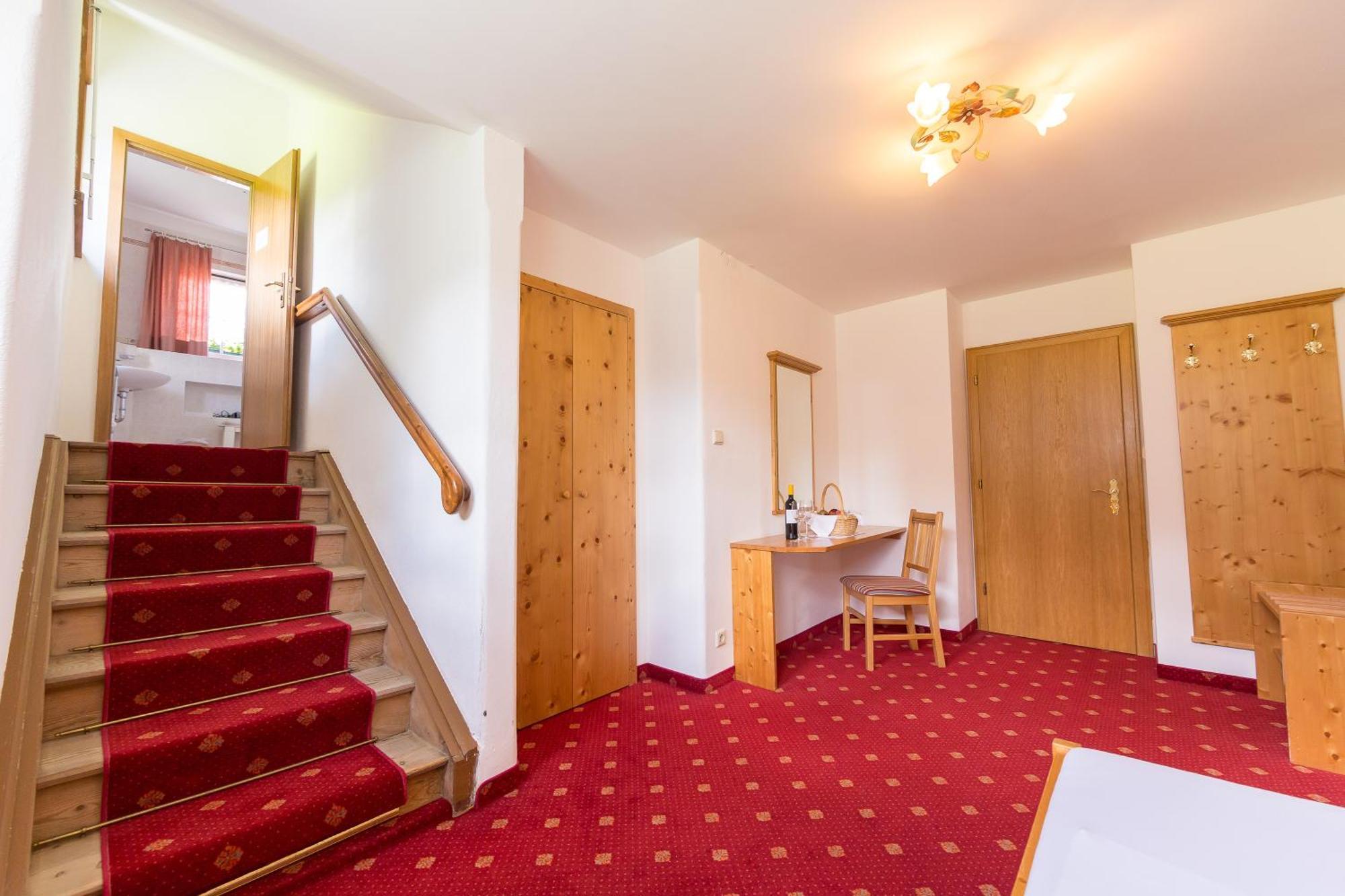 Hotel Villa Waldheim Сан-Кандидо Номер фото